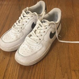 Nike Force 1 Size 1.5Y